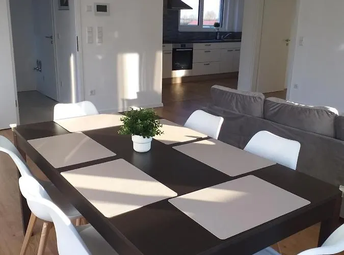 Neubau Mit Terasse, Privater Eingang,parkplatz,kueche Apartment Fuerth