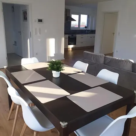 Neubau Mit Terasse, Privater Eingang,parkplatz,kueche Apartment Fuerth