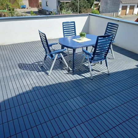 Neubau Mit Terasse, Privater Eingang,parkplatz,kueche Fuerth